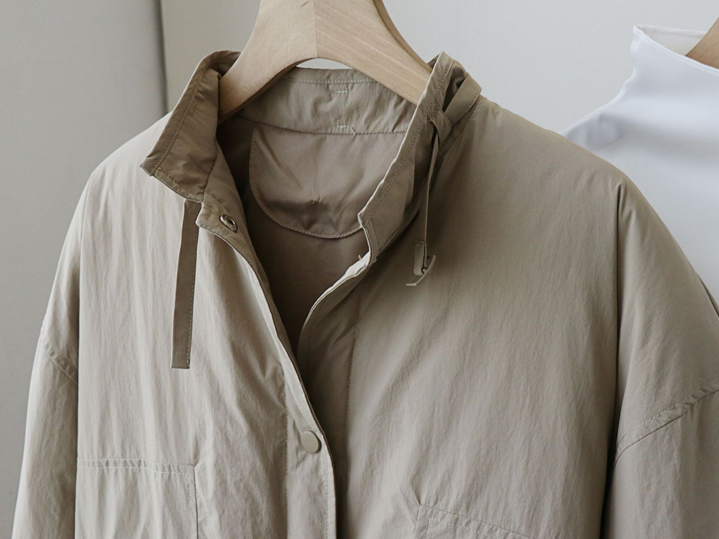 Button Round Neck Women's Down Jacket