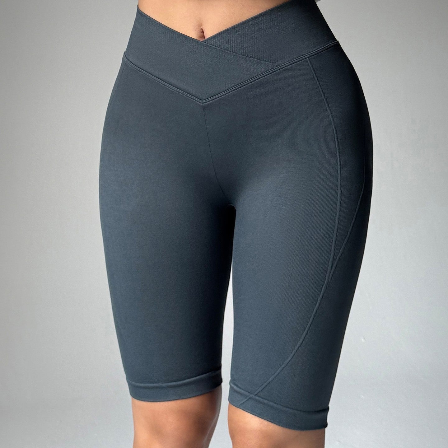 Cross Waist Peach Hip Shorts