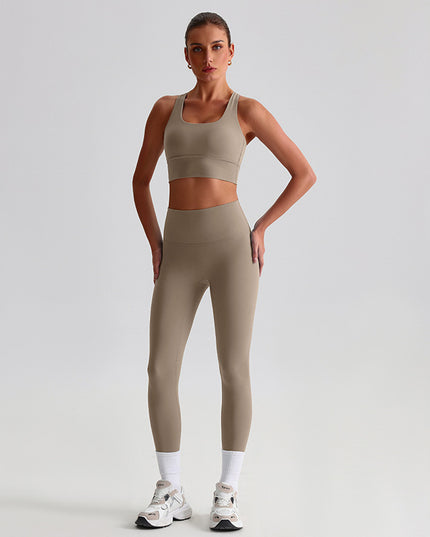 Naked Women Feeling Beautiful Back